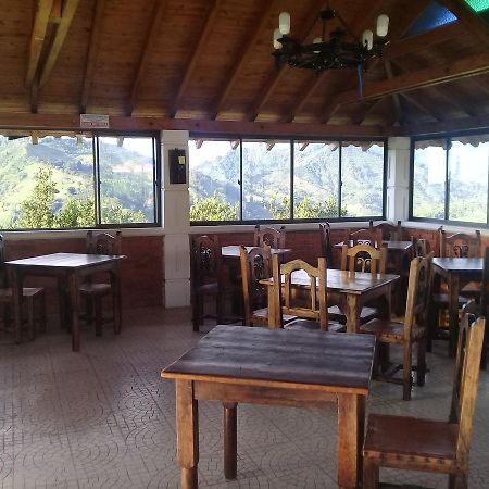 Hostal Don Bernardo 圣罗莎德卡瓦尔 外观 照片