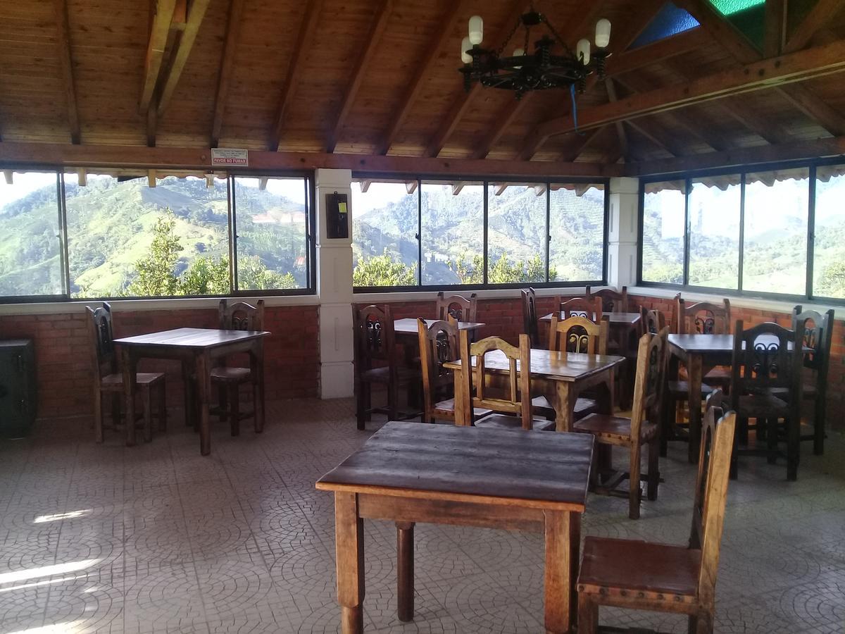 Hostal Don Bernardo 圣罗莎德卡瓦尔 外观 照片